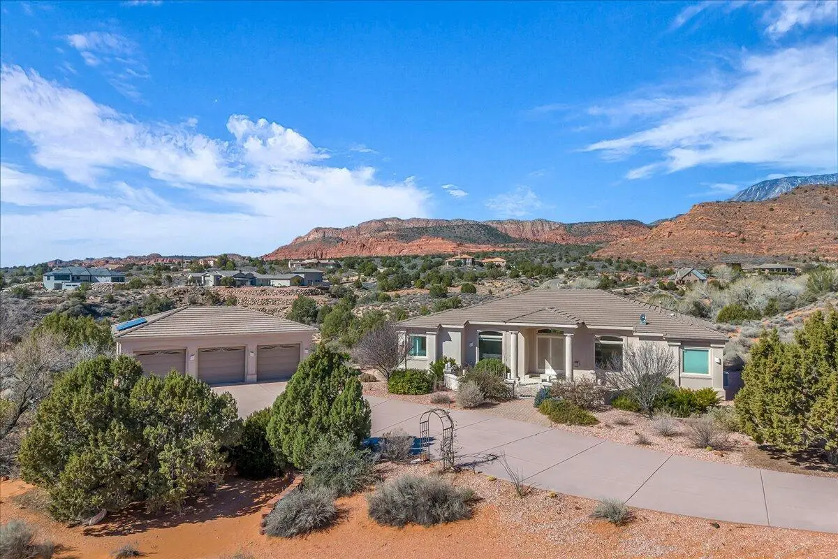 654 W Canyon Creek Dr, Leeds, UT 84746 - #1