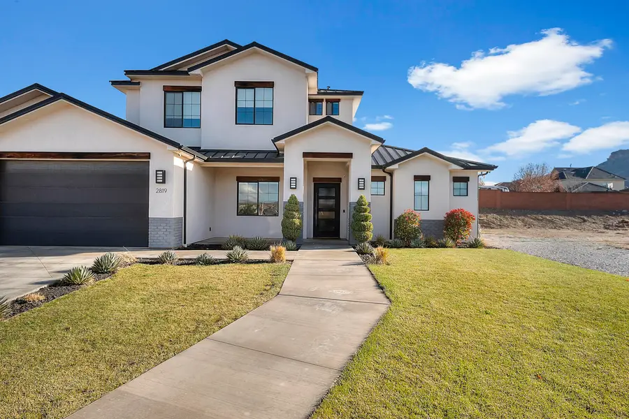 2819 E Briarwood Dr, Saint George, UT 84790 - Image #2
