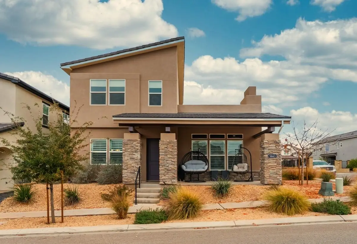 5663 S Scarlet Hill Dr, Saint George, UT 84790 - #1