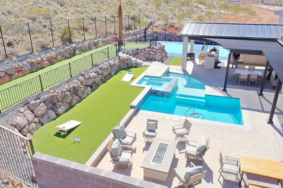 1463 W Torrey Pines Rd, Hurricane, UT 84737 - Image #3