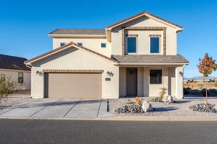 1017 N Pleasant Valley Ln, Washington, UT 84780 - Image #2