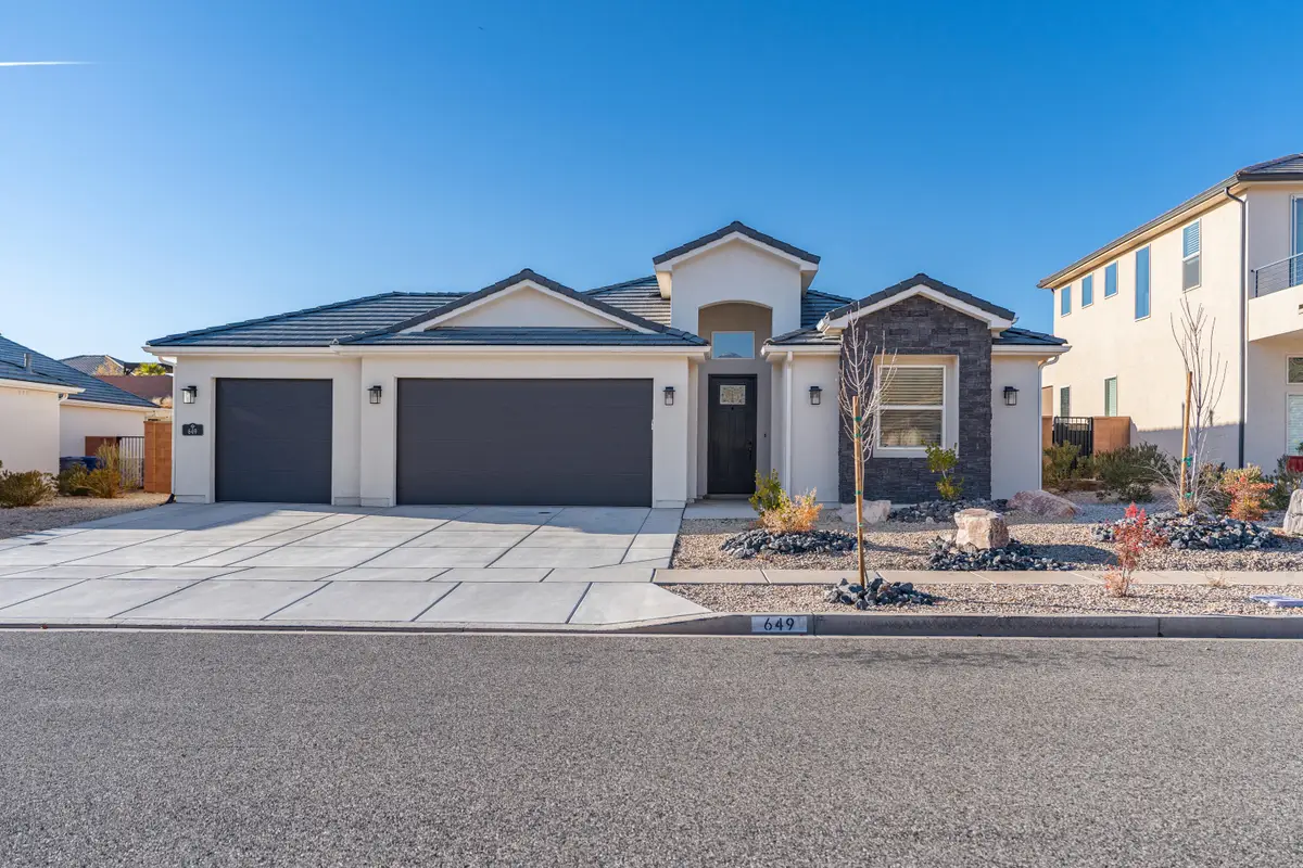 649 N Sandy Talus Dr, Washington, UT 84780 - Image #1