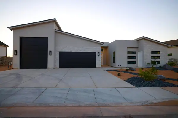 3882 S Kennedy Ln, Washington, UT 84780