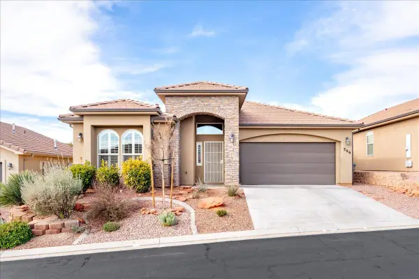 2031 E Colorado #306, St George, UT 84790