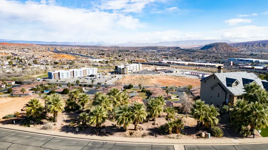 68 N Lions Head Dr, Washington, UT 84780 - Image #2