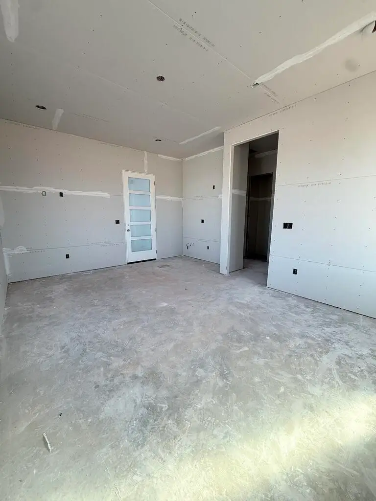 445 W Rosina Cir, Washington, UT 84780 - #3