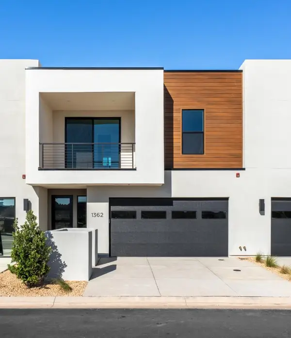 3540 E Amanecer Ln #75, Washington, UT 84780