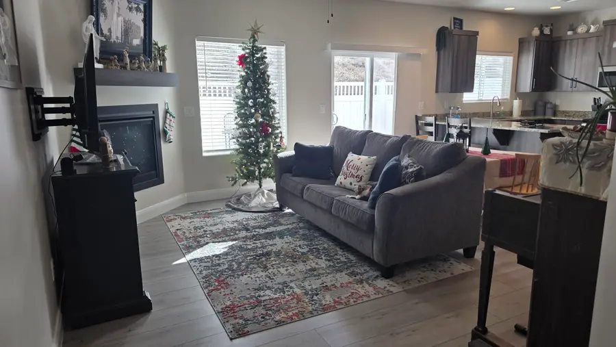 668 E Fiddlers Cove Dr #39, Cedar City, UT 84721 - Image #3