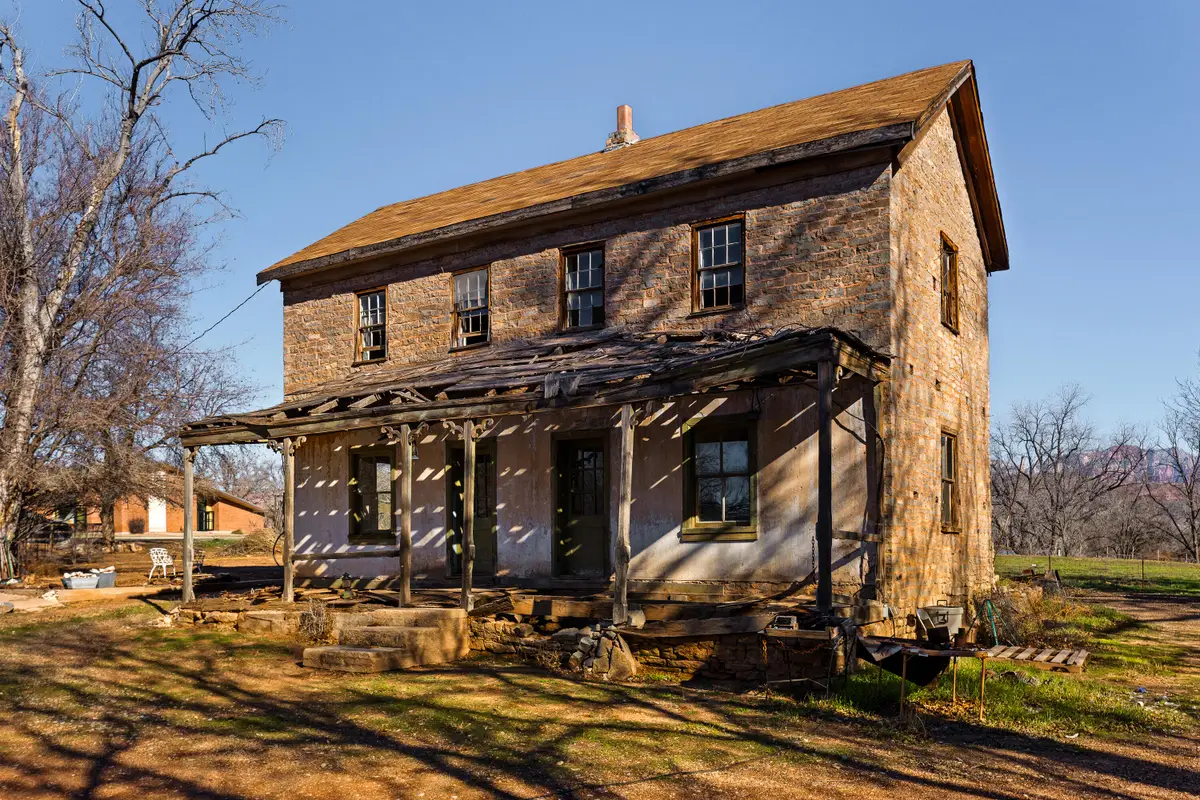 83 W 100 S, Virgin, UT 84779 - #1