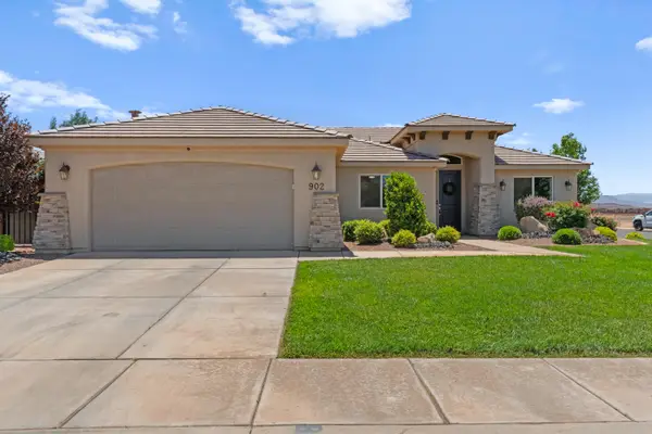 902 E 3950 S, Washington, UT 84780