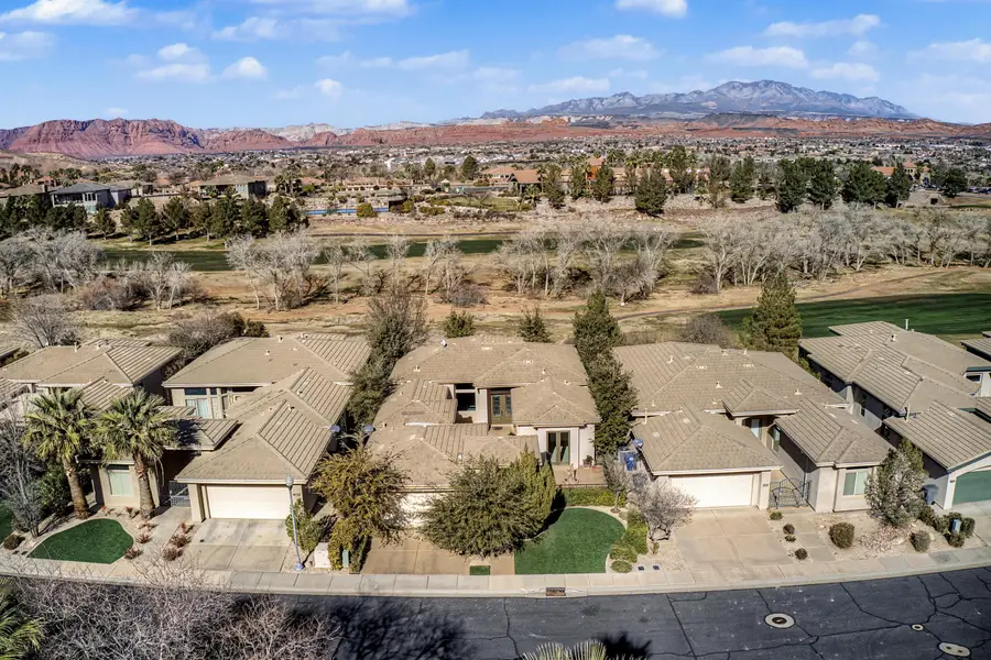 2335 W Sunbrook Dr #19, Saint George, UT 84770 - #2