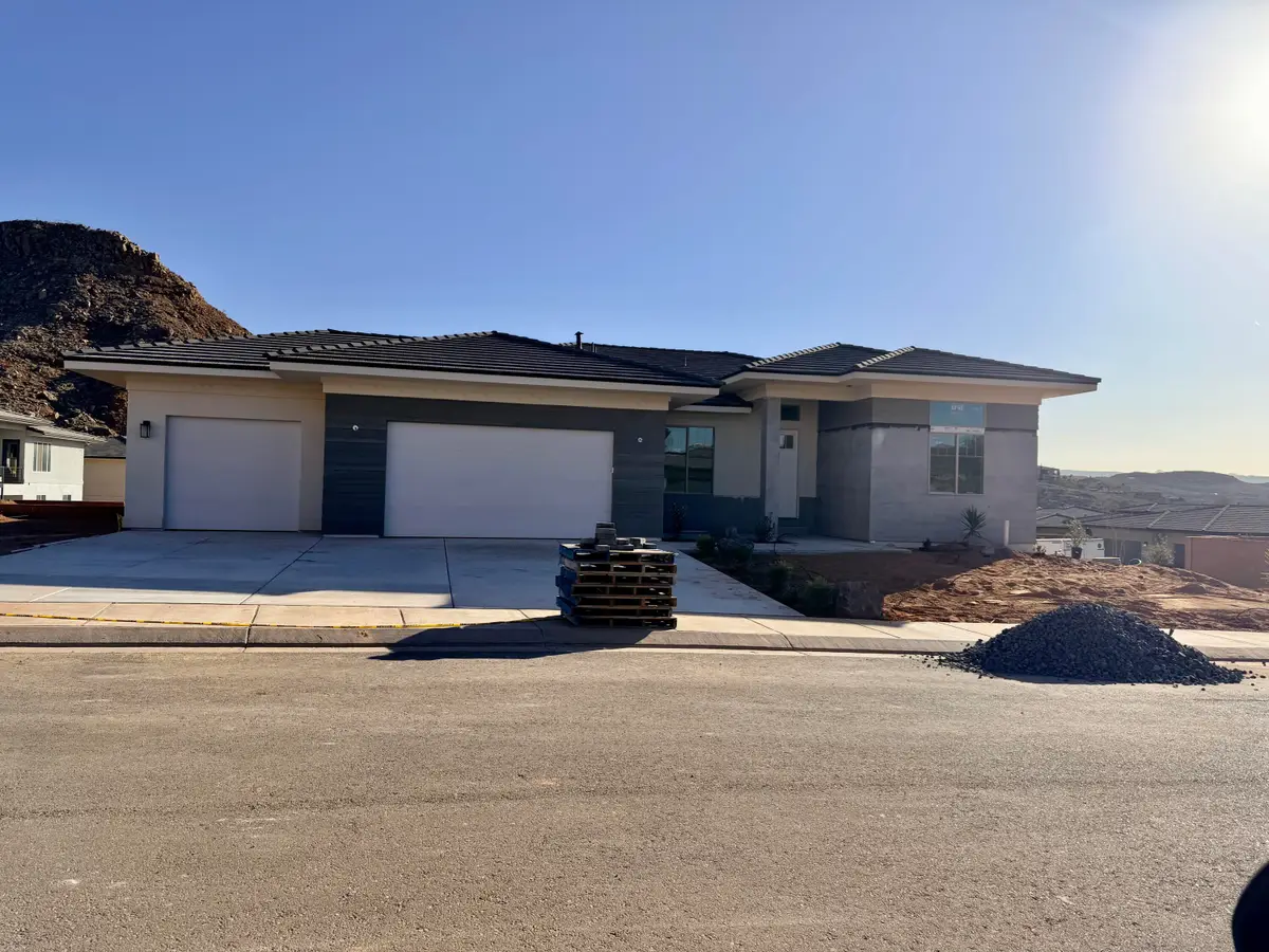 1648 Dihedral Dr, Saint George, UT 84790 - #1