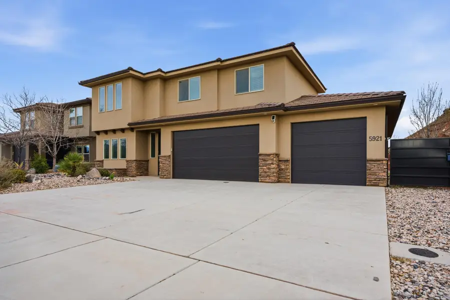 5921 S Kastra Ln, Saint George, UT 84790 - #2