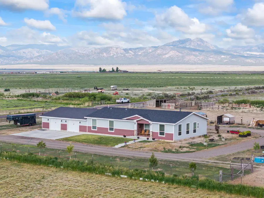 1036 E Airport Rd, Panguitch, UT 84759 - Image #2