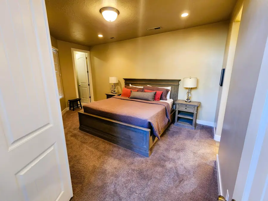 4967 N Escapes Dr, Saint George, UT 84770 - Image #3