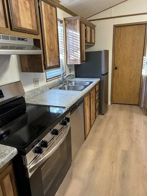 1360 N Dixie Downs Rd #28, Saint George, UT 84770 - Image #2