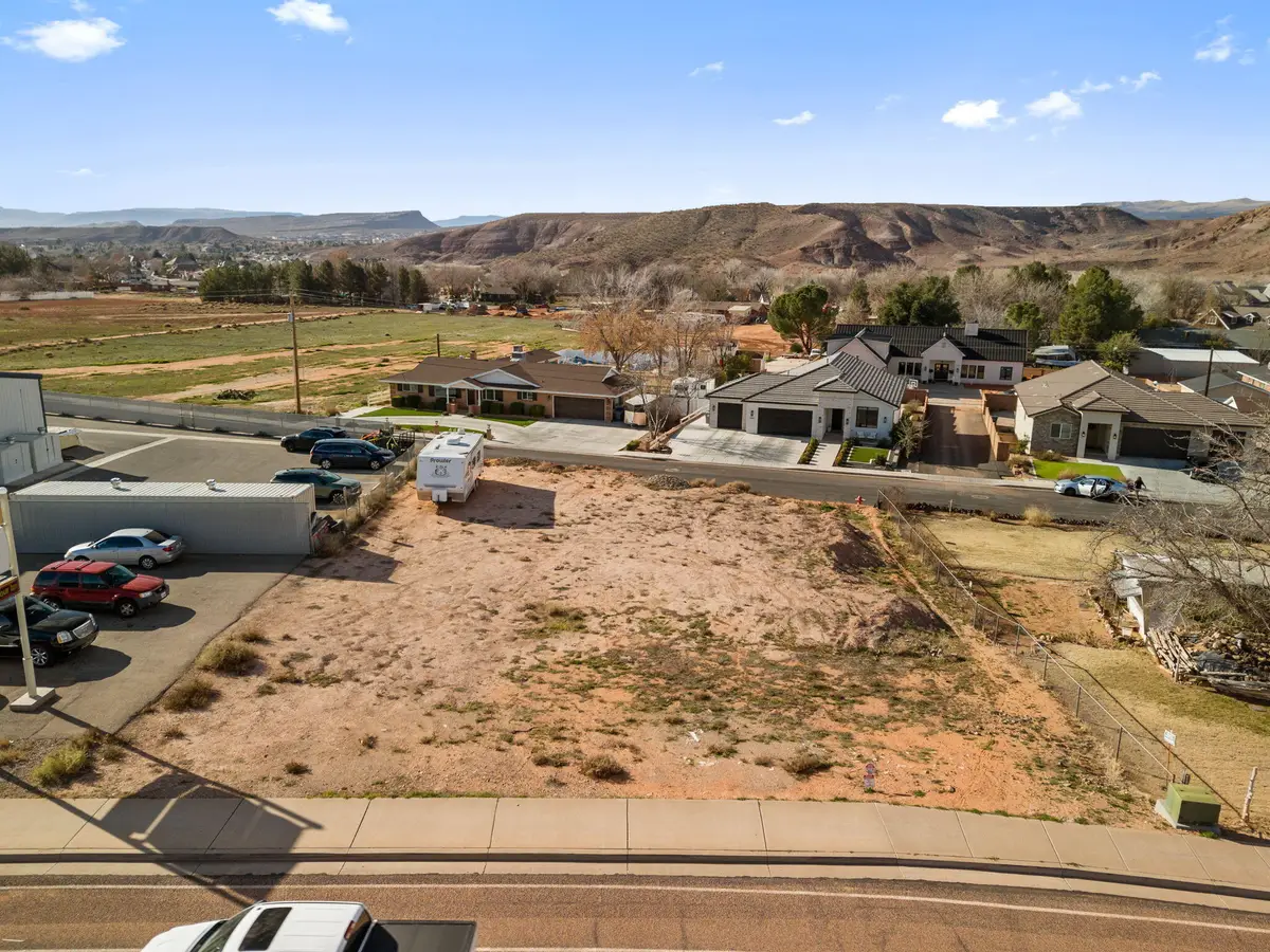 2428 Santa Clara Dr, Santa Clara, UT 84765 - #1