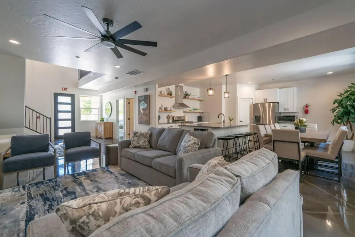 4242 W Cambridge Parkway N, Hurricane, UT 84737 - #1