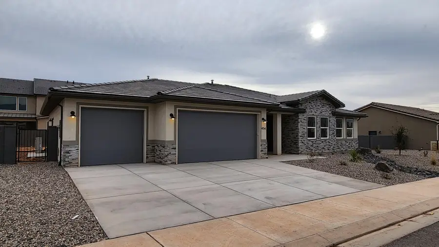 454 E 4290 S #Lot 301, Washington, UT 84780 - #3