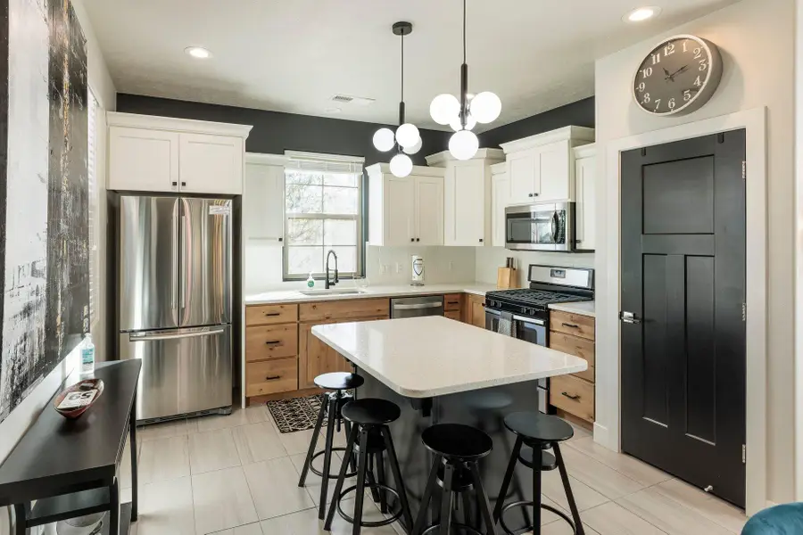 347 N Puerta Dr, Washington, UT 84780 - #2