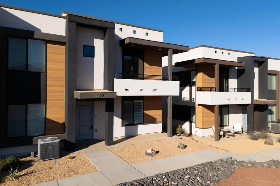 3302 E Elkhorn Ln, Washington, UT 84780 - #2