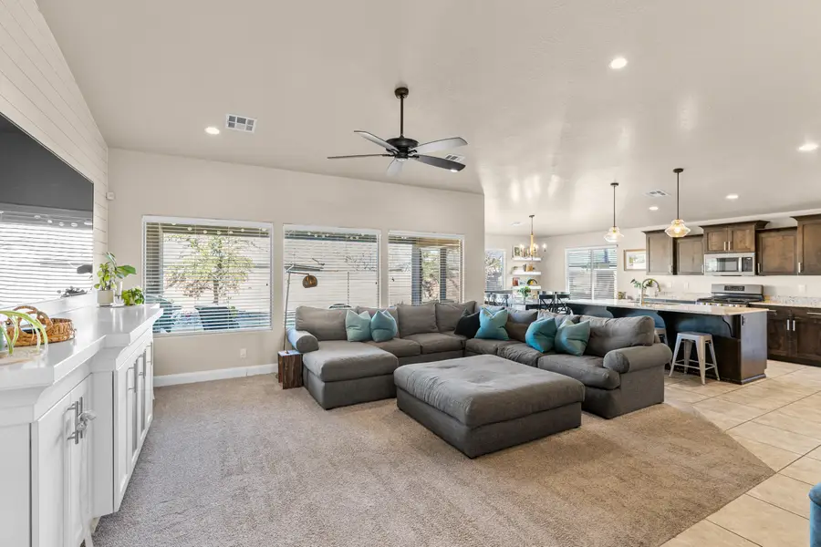 3097 E Delany Dr, Saint George, UT 84790 - #3