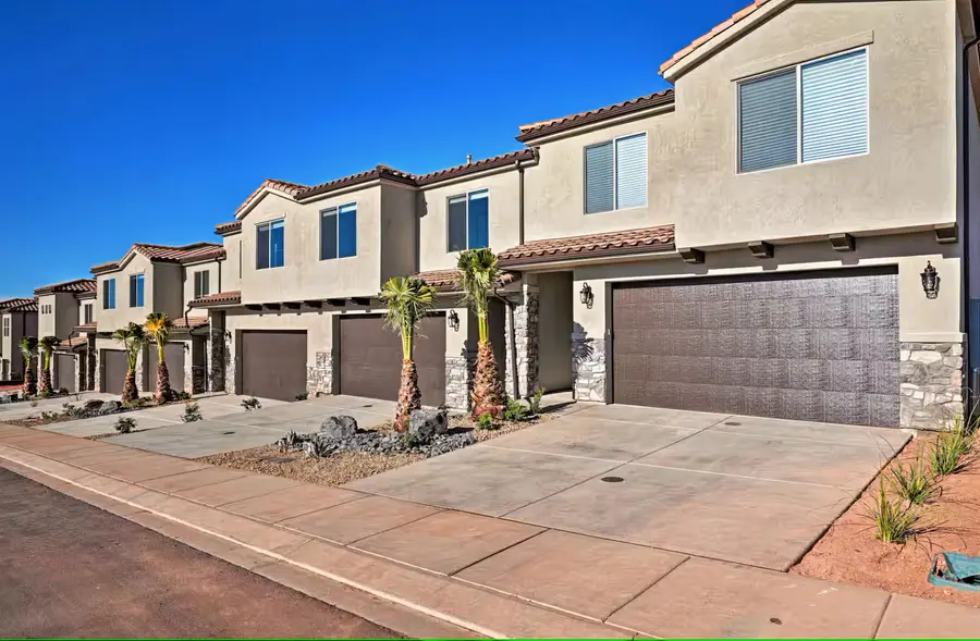 553 N Ventura Ln, Washington, UT 84780 - #3