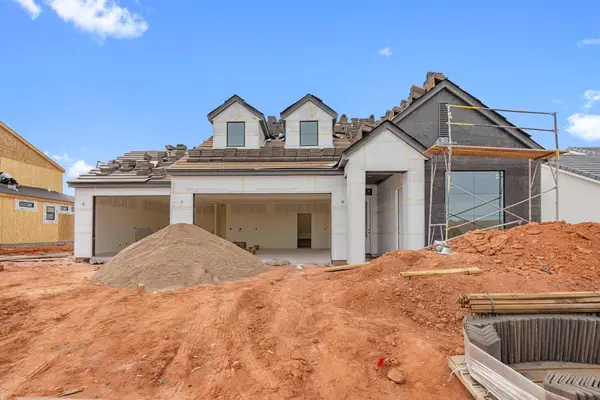 2401 Patricia Dr, Santa Clara, UT 84765