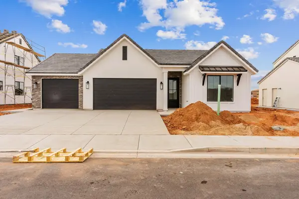 2405 Patricia Dr, Santa Clara, UT 84765