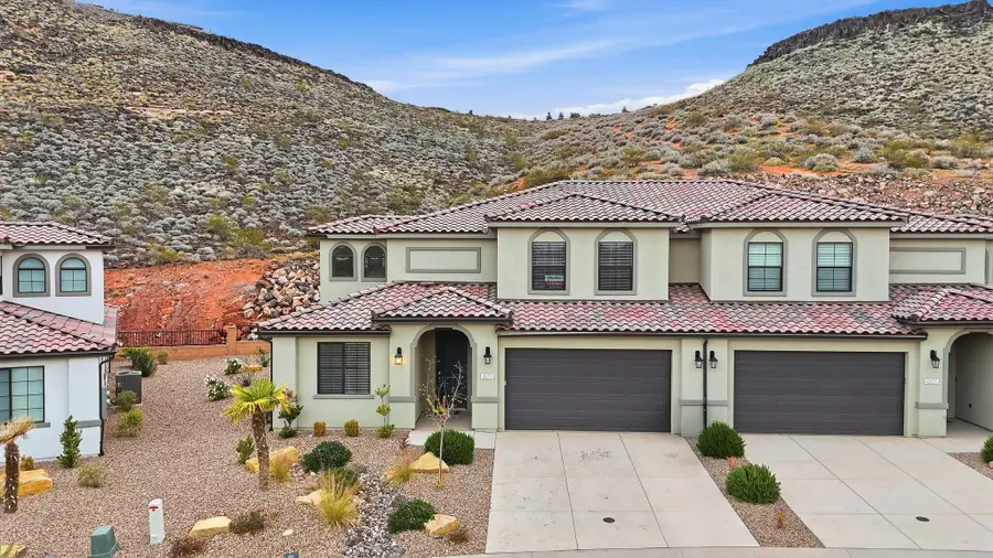 2471 E Escondido Dr, Washington, UT 84780 - #2