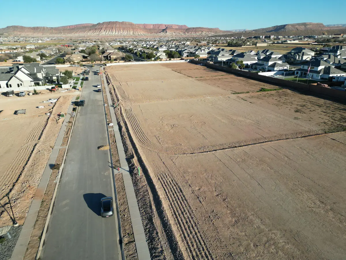 Hinckley Ln, Saint George, UT 84790 - #1