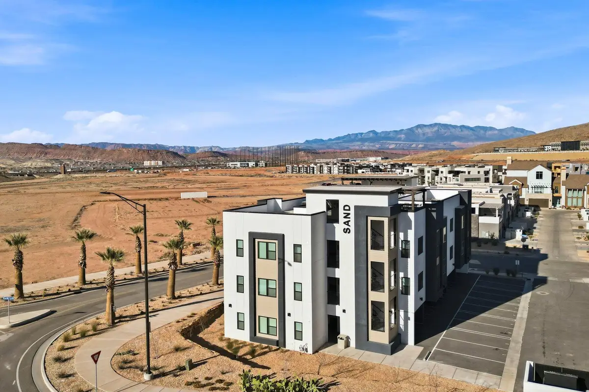 961 W Akoya Pearl Rd #Apt 300, Saint George, UT 84790 - #1