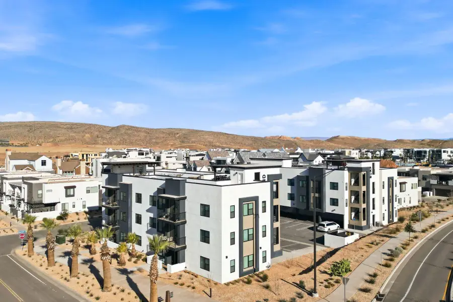 961 W Akoya Pearl Rd #Apt 300, Saint George, UT 84790 - #2