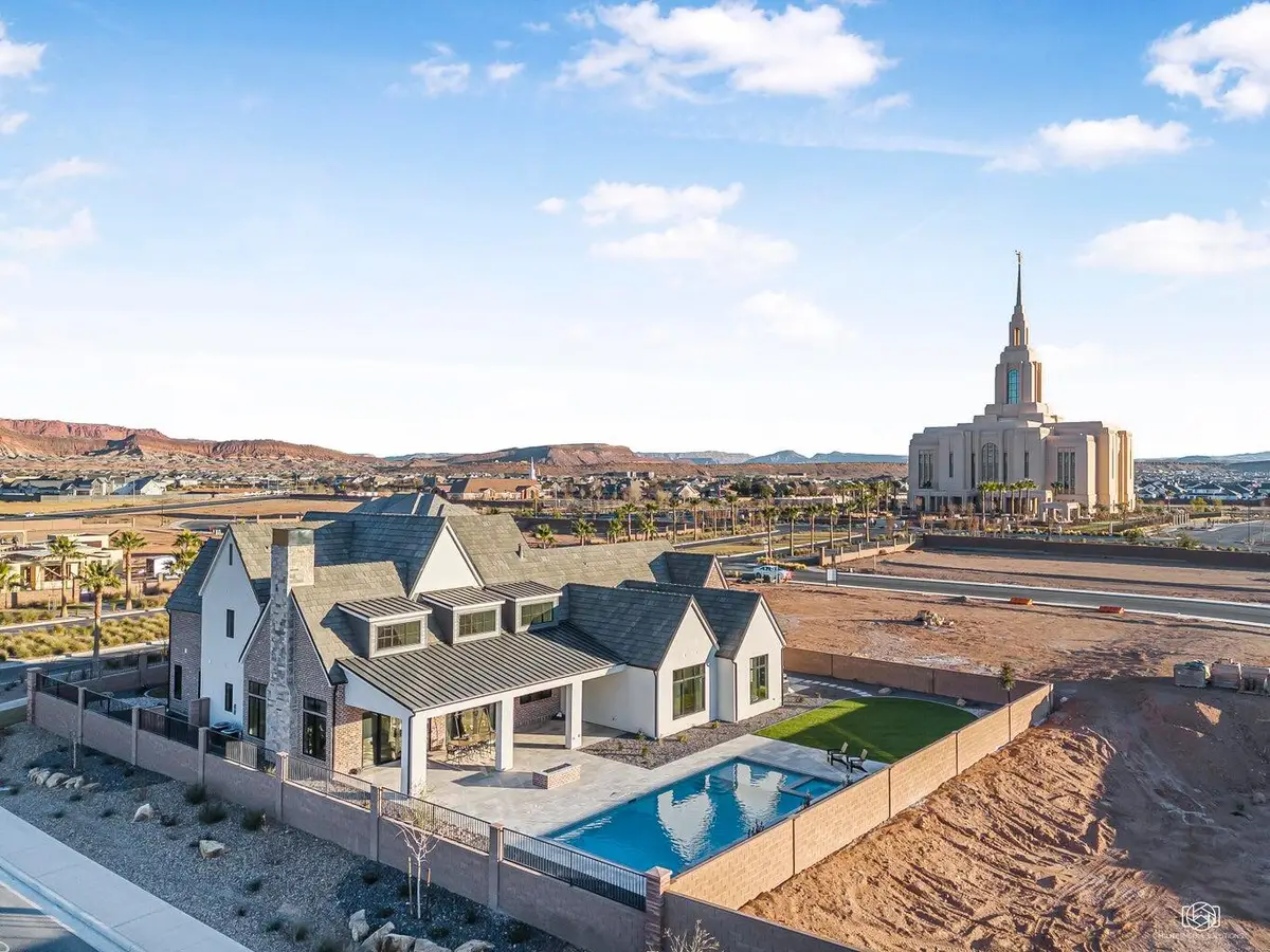 1468 S Red Cliffs Temple Ln, Saint George, UT 84790 - #1