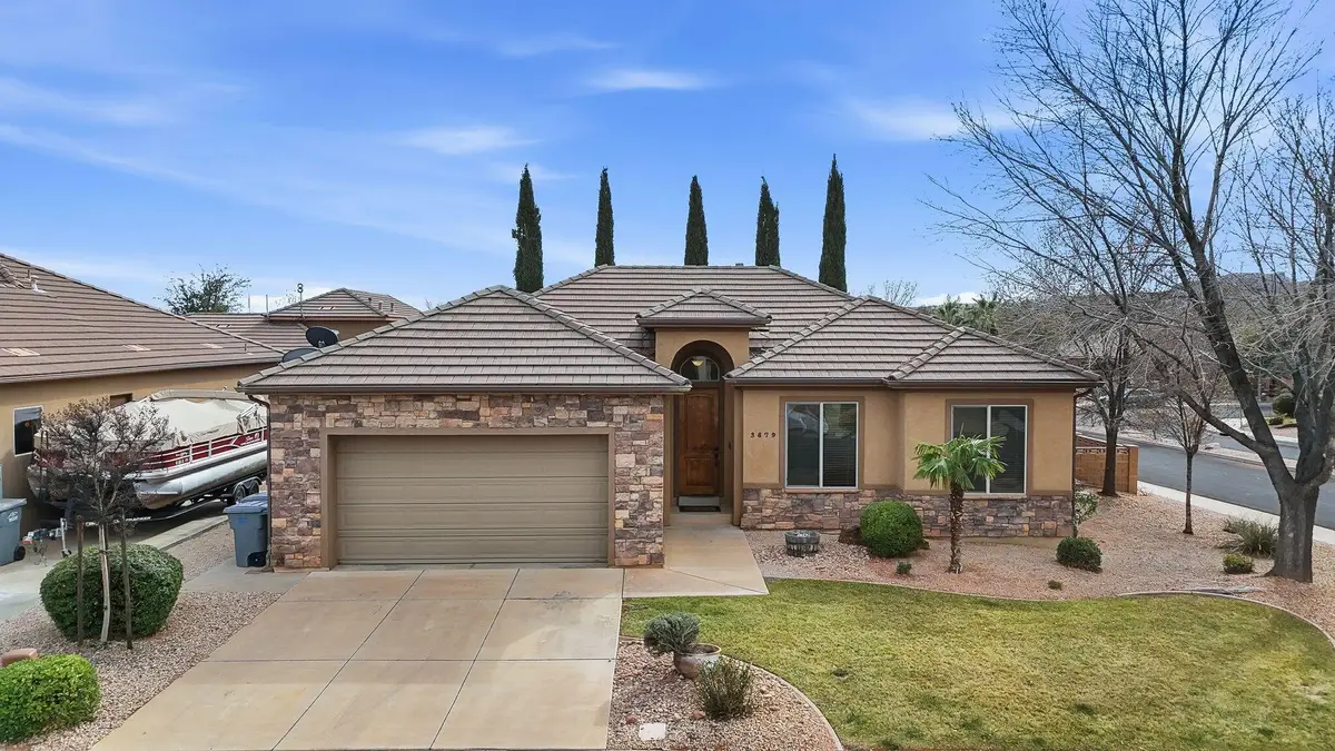 3879 London Ln, Santa Clara, UT 84765 - #1