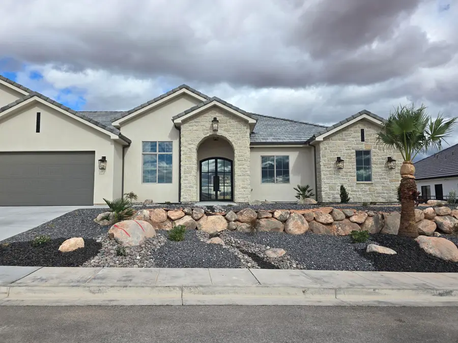 738 W Sunny Ledge Dr, Washington, UT 84780 - #3