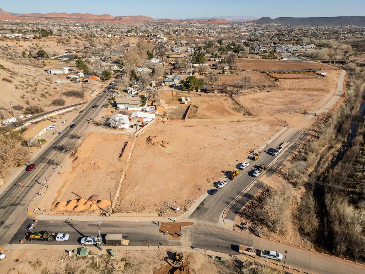 1380 Clara Crossing, Santa Clara, UT 84765 - #1