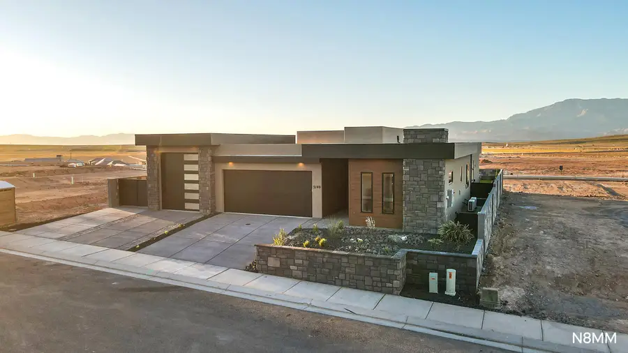 3140 S Grand Staircase Rd, Hurricane, UT 84737 - #3