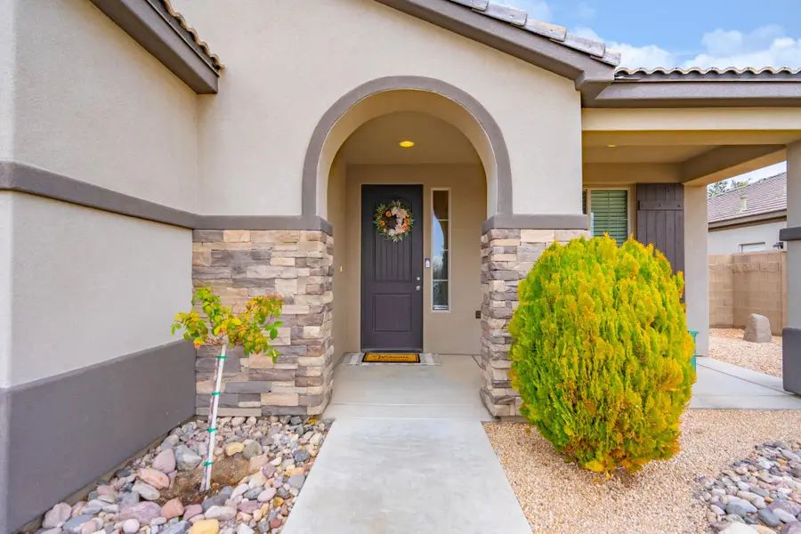 2701 E Upper Canyon Dr, Washington, UT 84780 - #2