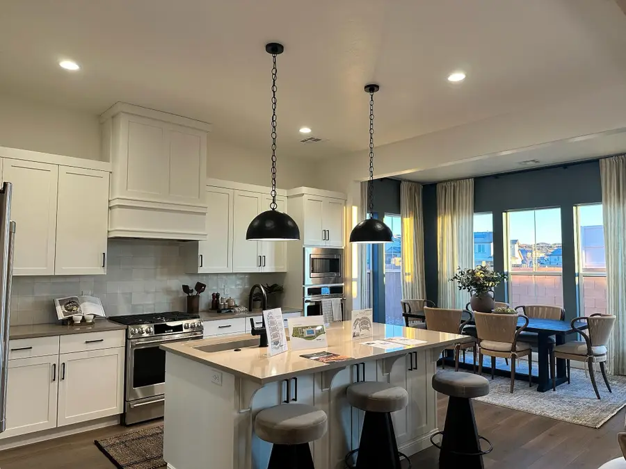 2292 E Arena Roja Dr, Washington, UT 84780 - #2