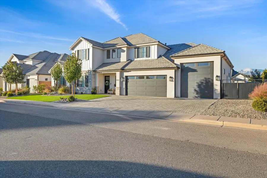 997 E Iron Horse Dr, Washington, UT 84780 - #3