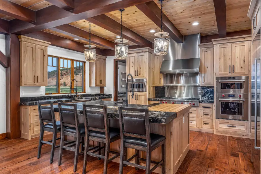 5605 N Johnson Canyon Rd Rd, Kanab, UT 84741 - #2