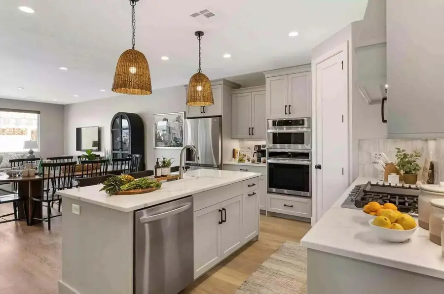 658 W Beach Front Place, Saint George, UT 84790 - #2