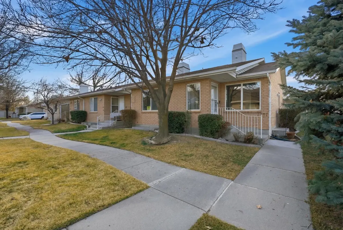 1478 W Cornerstone Dr, South Jordan, UT 84095 - #1