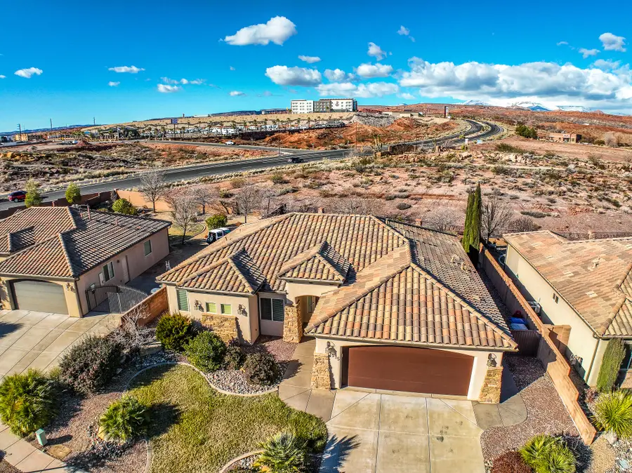 1515 E Wilcken Way, Washington, UT 84780 - #3