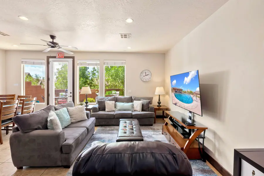 4182 E Torrey Pines Dr, Washington, UT 84780 - #3