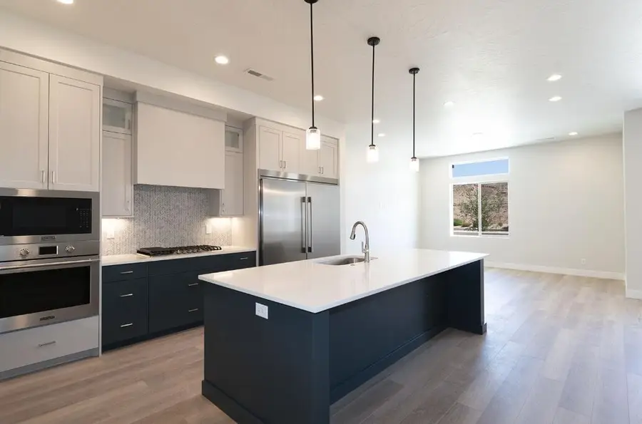 692 W High Tide Place #133, Saint George, UT 84790 - #2