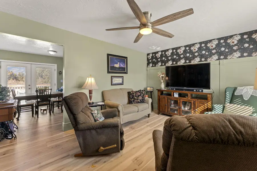 556 W Pinewood Dr, Cedar City, UT 84720 - #3