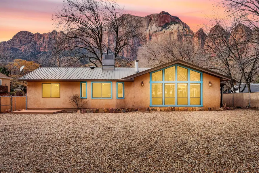 587 Zion Park Blvd, Springdale, UT 84767 - #3