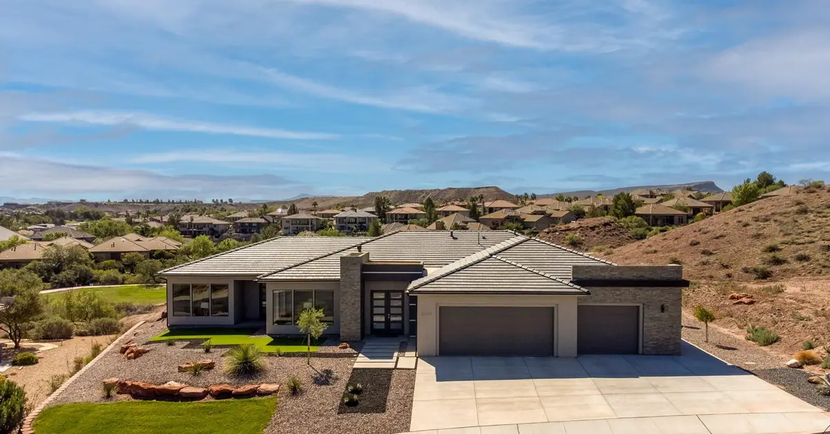 2679 W Emeraud Dr, Saint George, UT 84770 - #1